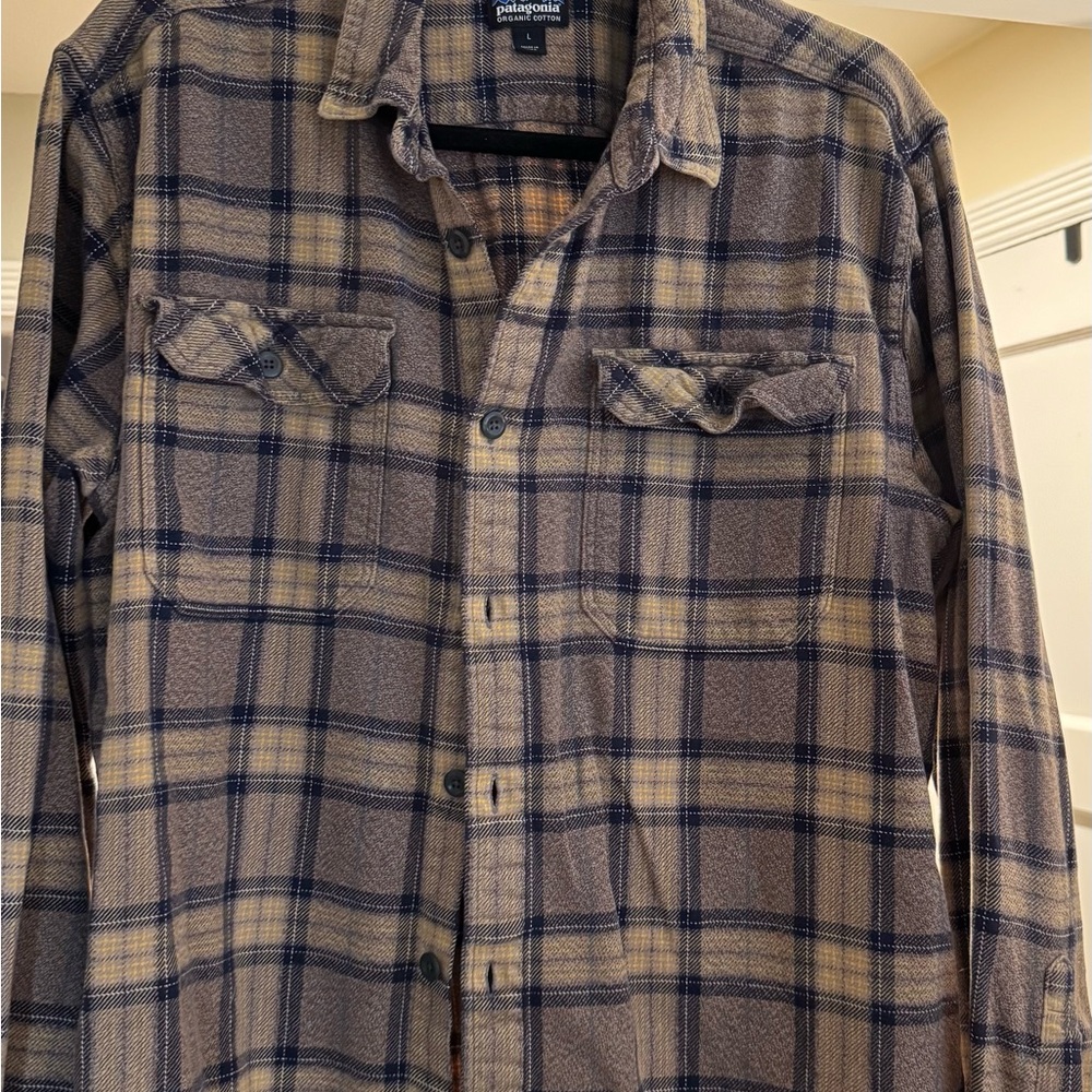 Patagonia Navy and Beige Plaid Button Down Shirt